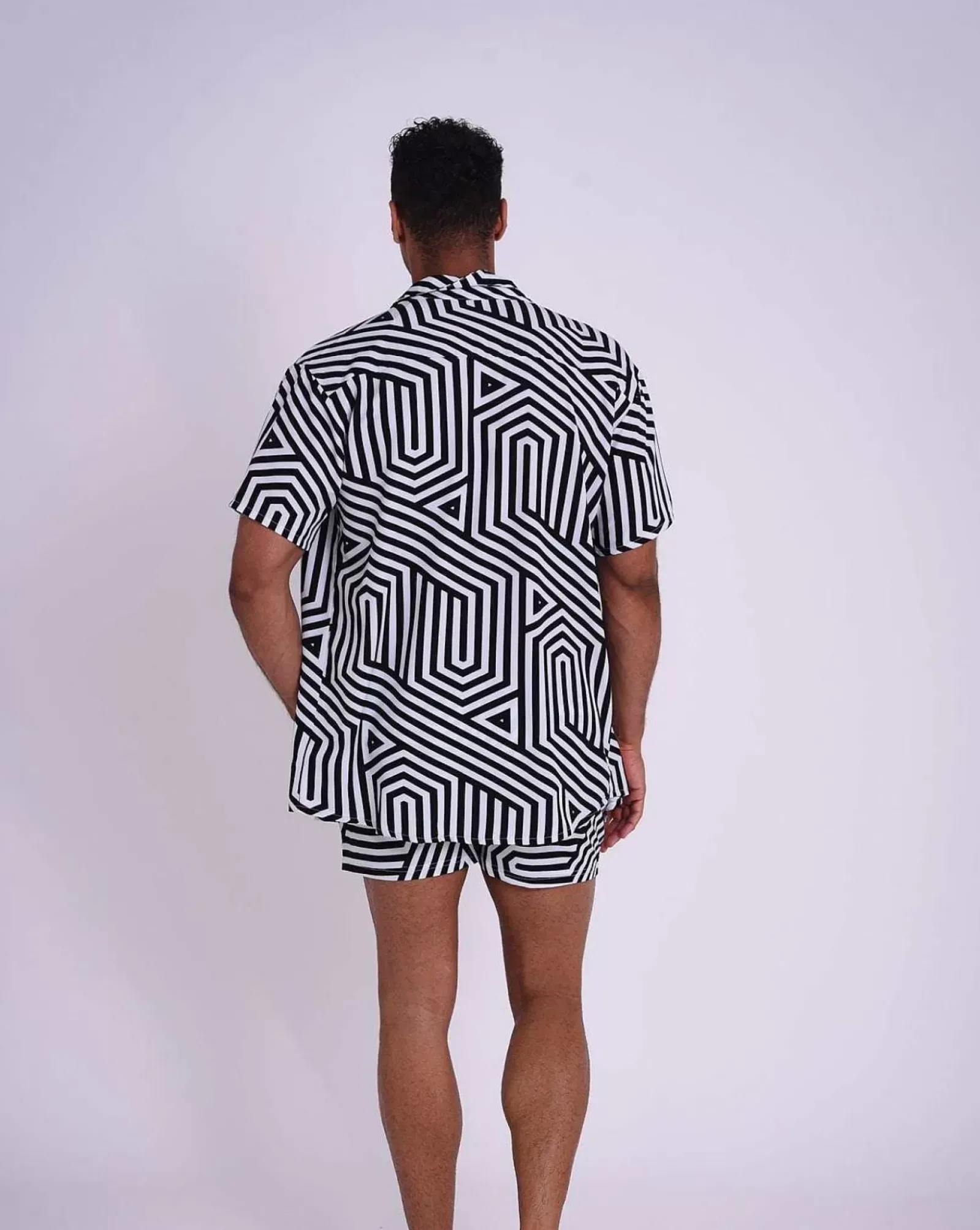 Fall Line Men'S Short Sleeve Shirt